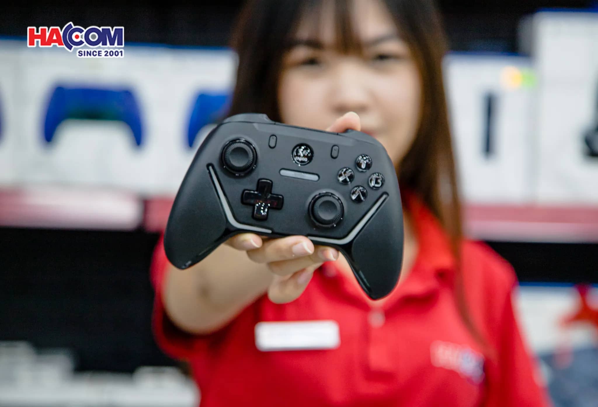 review nhanh tay cam rapoo v610m 10