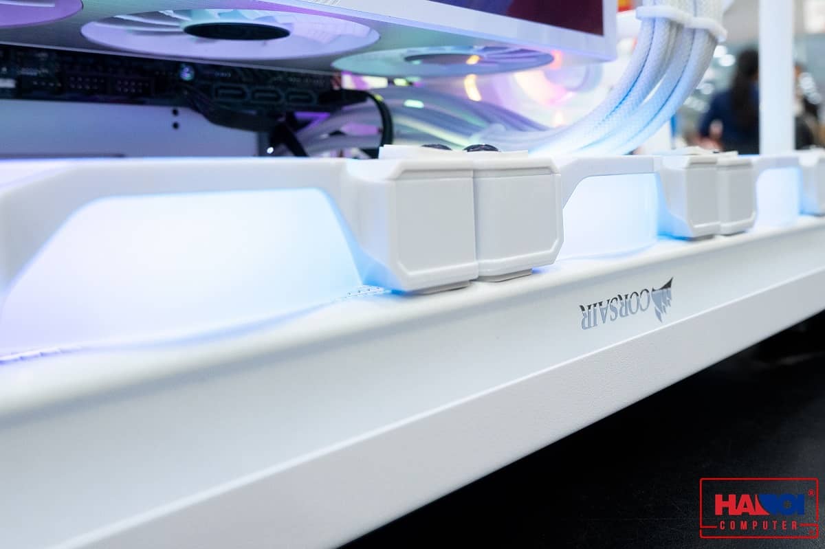 Lian Li O11 Dynamic Mini Snow White watercooling