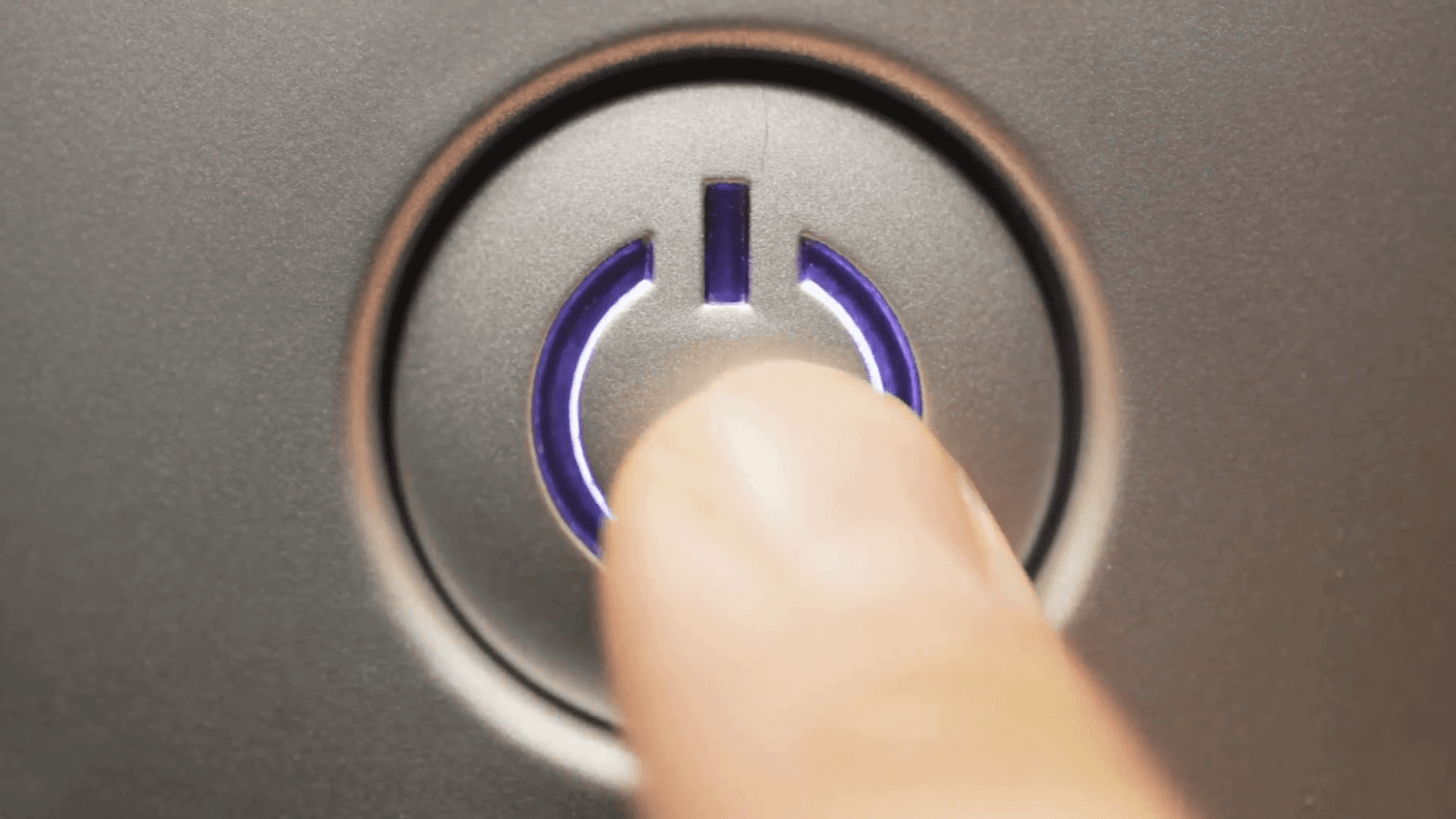 Mở máy tính Dell không lên màn hình bằng cách nhấn giữ nút nguồn