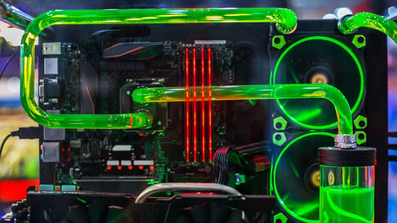 Tản nhiệt nước EKWB kết hợp với hệ thống LED sẽ khiến PC lung linh huyền ảo
