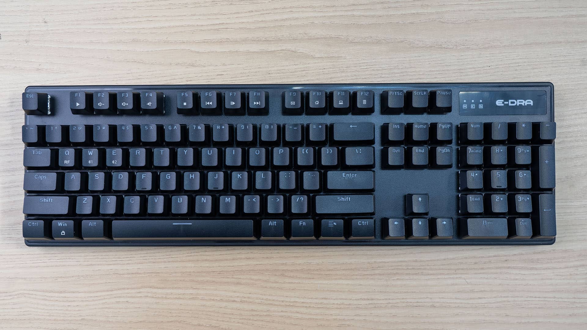 Bàn phím cơ không dây Edra EK314W Màu đen 2