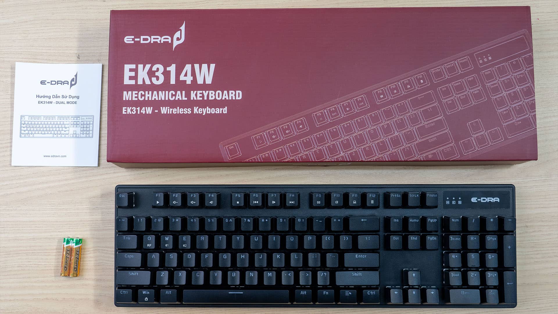 Bàn phím cơ không dây Edra EK314W Màu đen 1