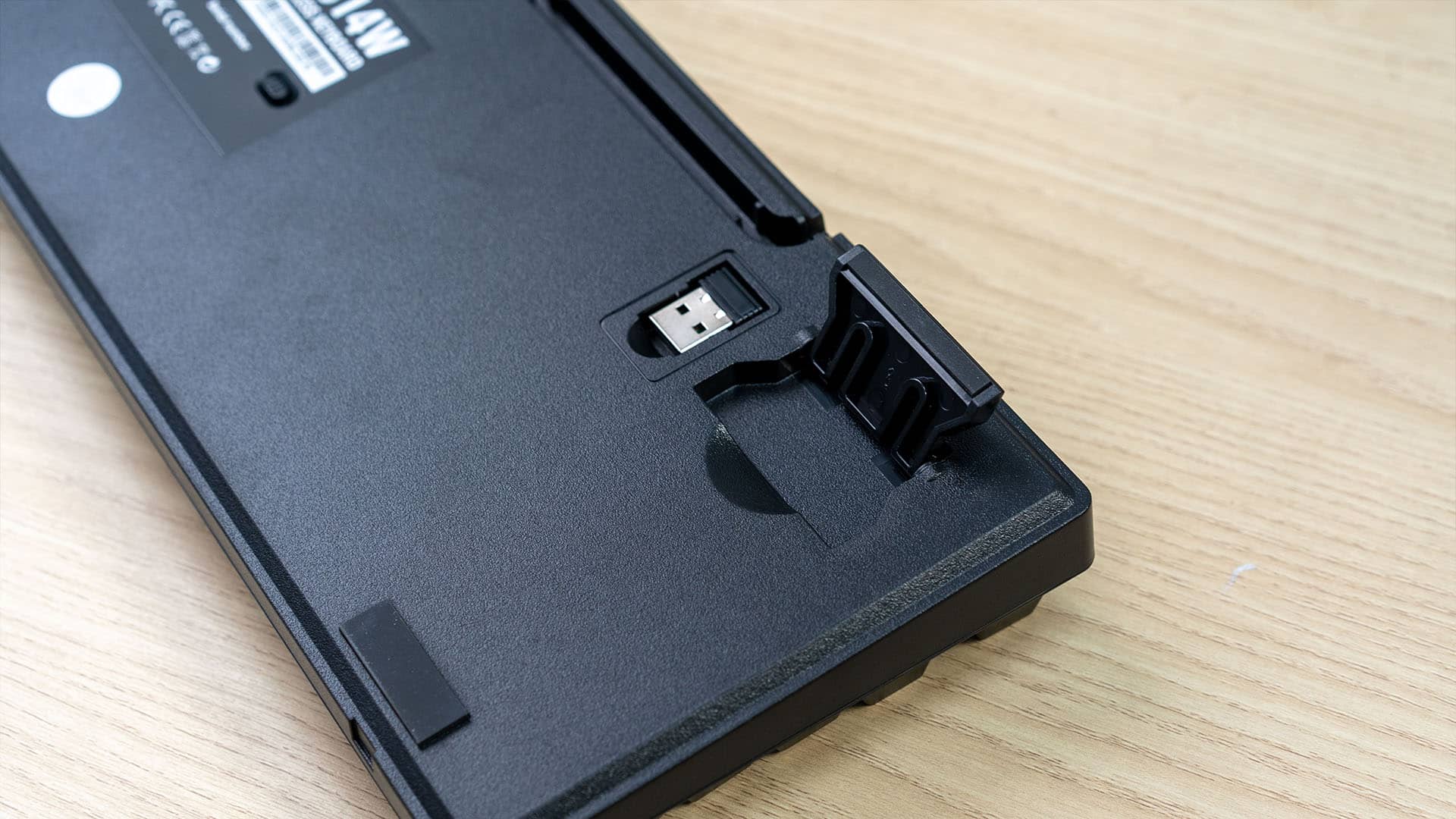 Bàn phím cơ không dây Edra EK314W Màu đen 3