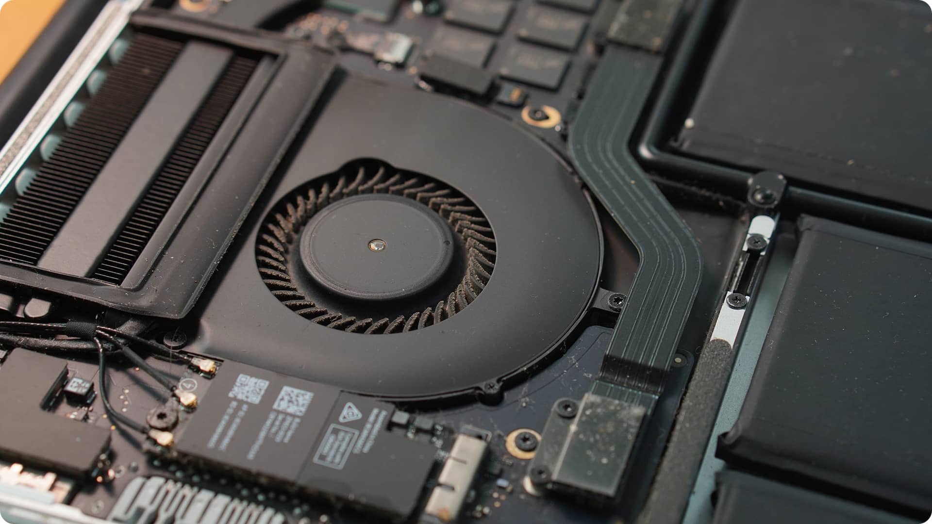 Cách bật quạt tản nhiệt laptop Dell và Asus Tuf Gaming