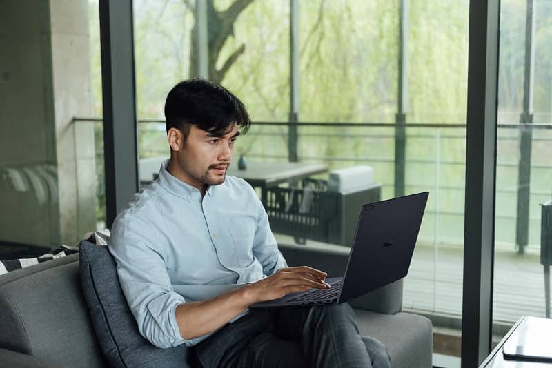 hacom-asus expert book b5 series-3