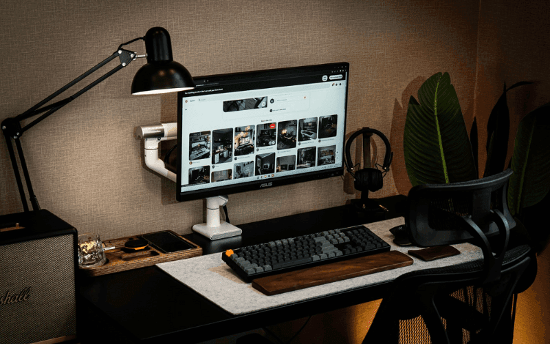 Lợi ích của arm màn hình là gì