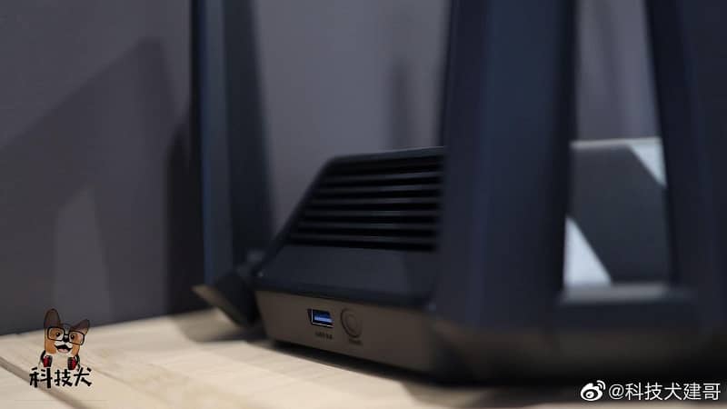 Hanoicomputer-Xiaomi AX9000 mạnh mẽ với cổng usb 3.0