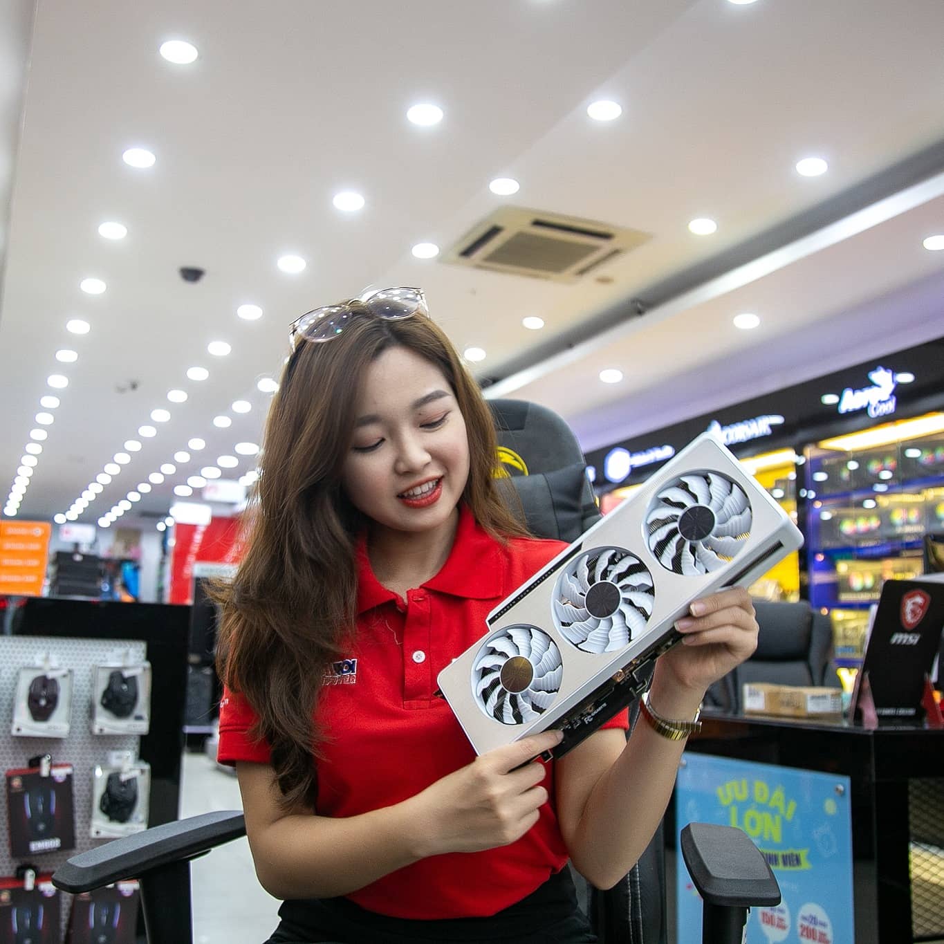 Card màn hình Gigabyte RTX 3090 VISION OC