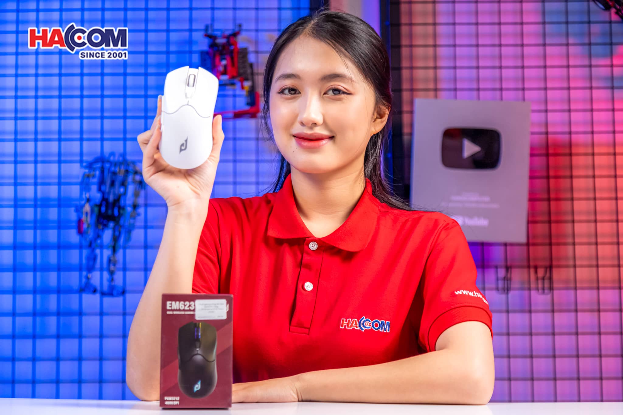 Chuột gaming không dây Edra EM623W Trắng