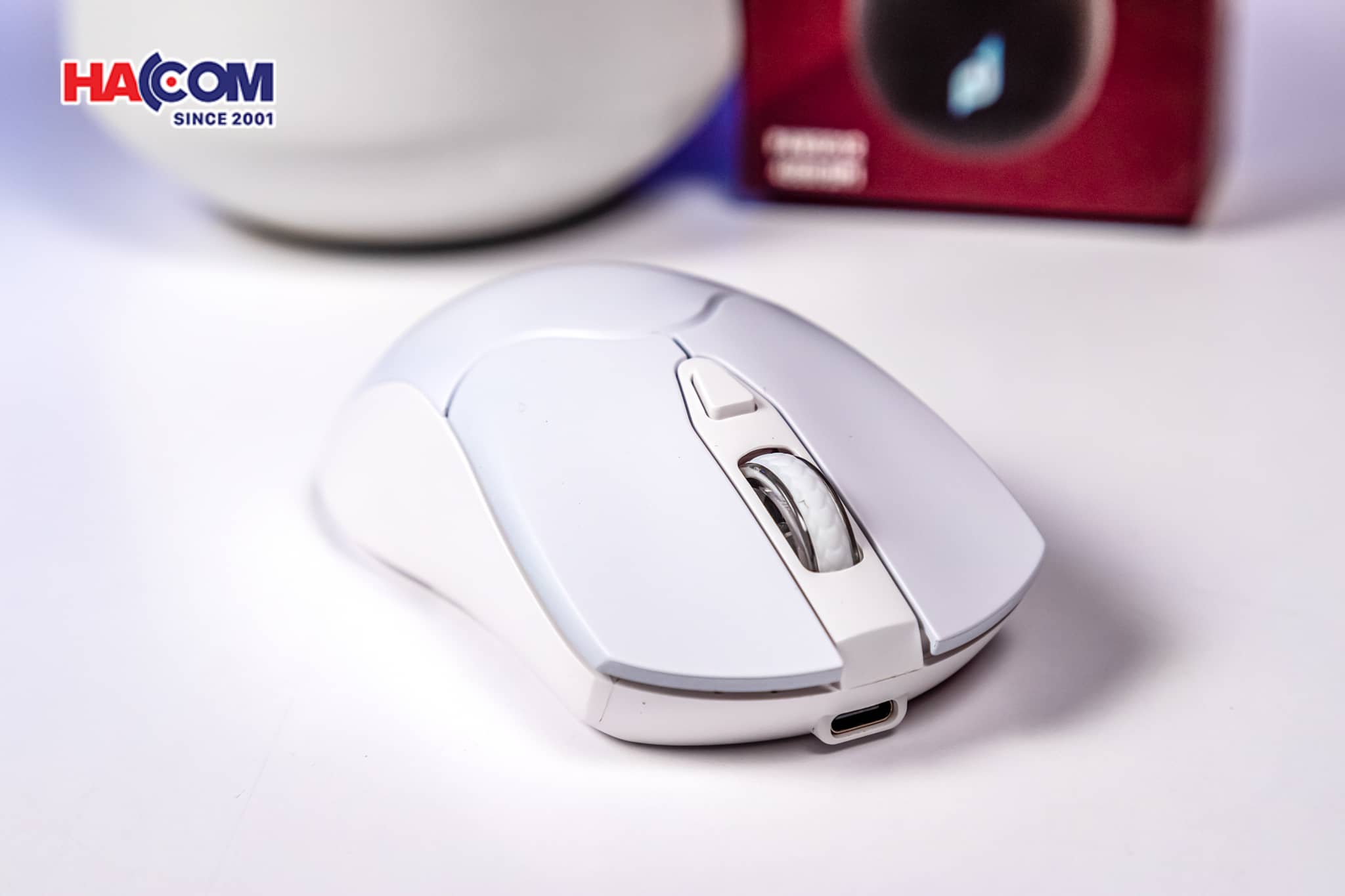 Chuột gaming không dây Edra EM623W Trắng