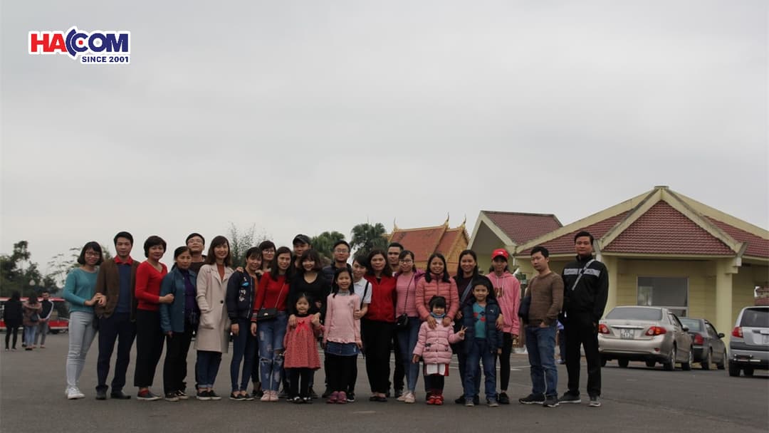 Du Xuân HACOM 2018: Tham quan Đền Và và Làng văn hóa các dân tộc Việt Nam