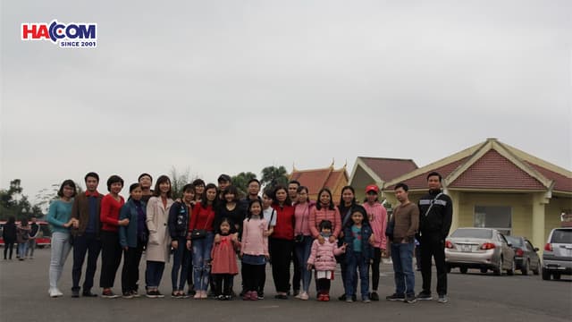 Du Xuân HACOM 2018: Tham quan Đền Và và Làng văn hóa các dân tộc Việt Nam