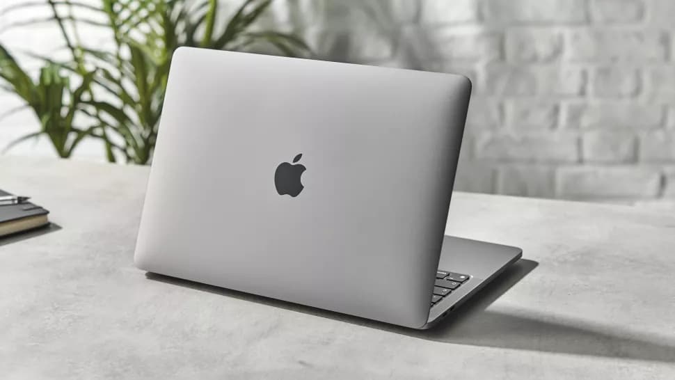 Nên mua Macbook nào chất lượng và tiện dụng nhất