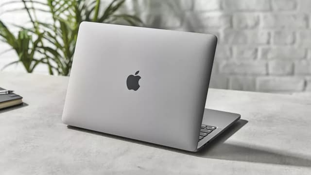 Nên mua Macbook nào chất lượng và tiện dụng nhất