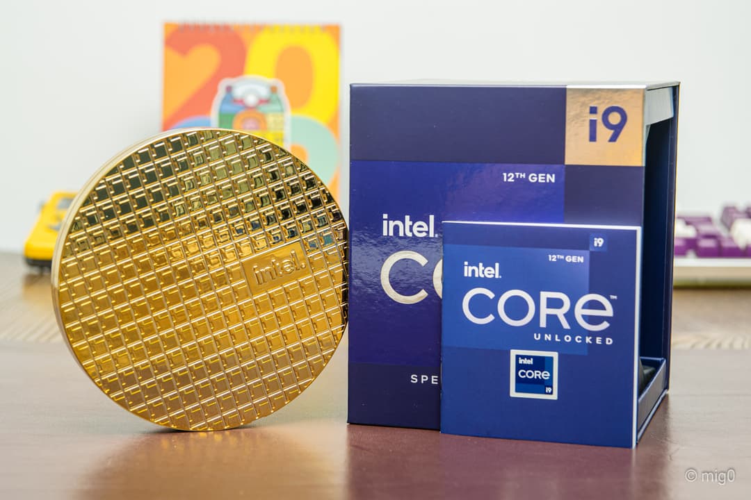Mở hộp Intel Core i9-12900KS – Vi xử lý để bàn nhanh nhất thế giới