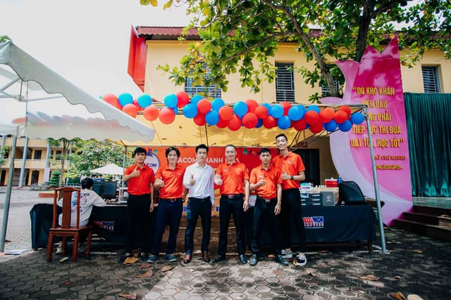 HACOM THANH HOÁ ĐỒNG HÀNH CHÀO TÂN HỌC SINH THPT HÀM RỒNG