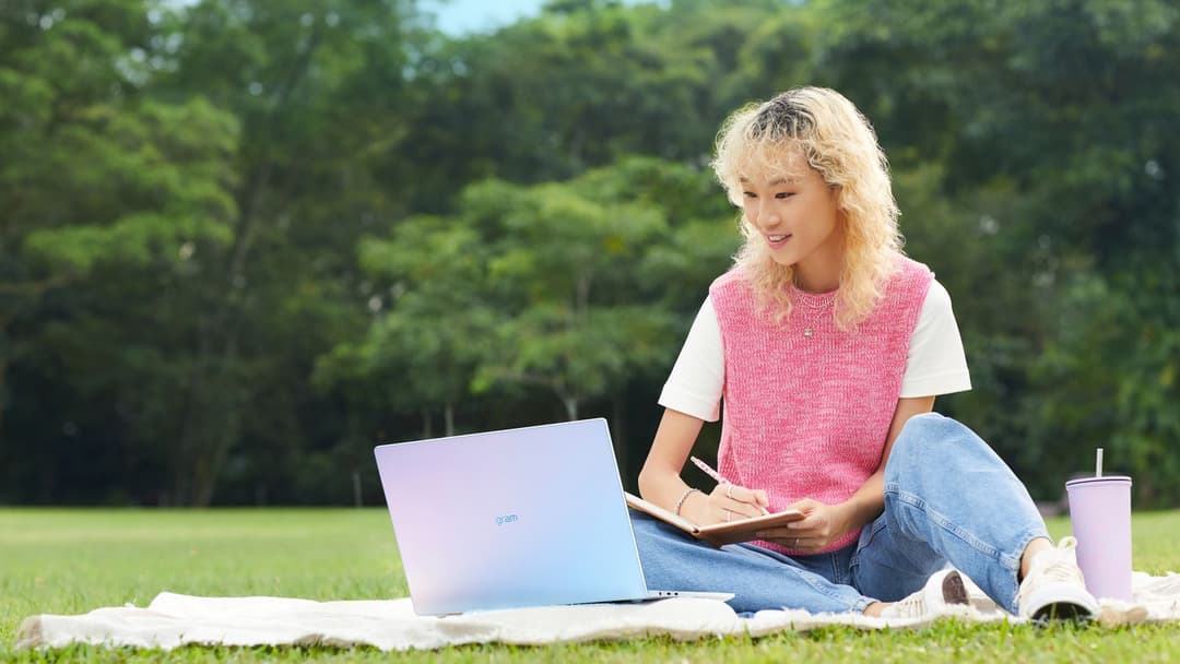 LG ra mắt thế hệ laptop Gram với nhiều thay đổi tích cực