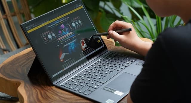 TOP laptop màn hình 4K giá rẻ không thể bỏ qua