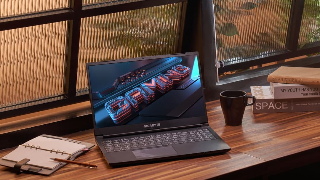 Điểm danh top 8 laptop màu đen mạnh, bền bỉ đang được ưa chuộng nhất 2025