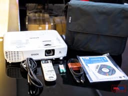 47813_may_chieu_epson_eb_2247u_hnc__3_.jpg 8