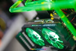 51217_pc_modding_core_p5_7.jpg 6