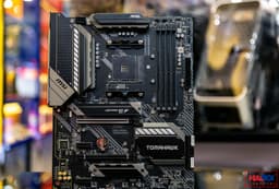 53456_mainboard_msi_mag_b550_tomahawk_33.jpg 7