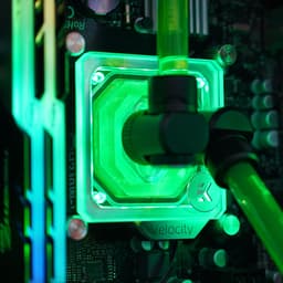 57765__antec_razer_cube__7_.jpg 5