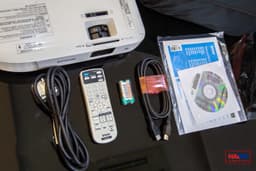 58641_may_chieu_epson_eb_w06_hnc__1_.jpg 9