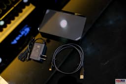 60883_o_cung_di_dong_adata_hm800_6tb_usb_3_0_den_22.JPG 6