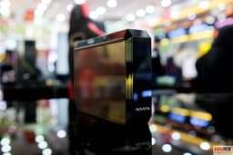 60883_o_cung_di_dong_adata_hm800_6tb_usb_3_0_den_33.JPG 7