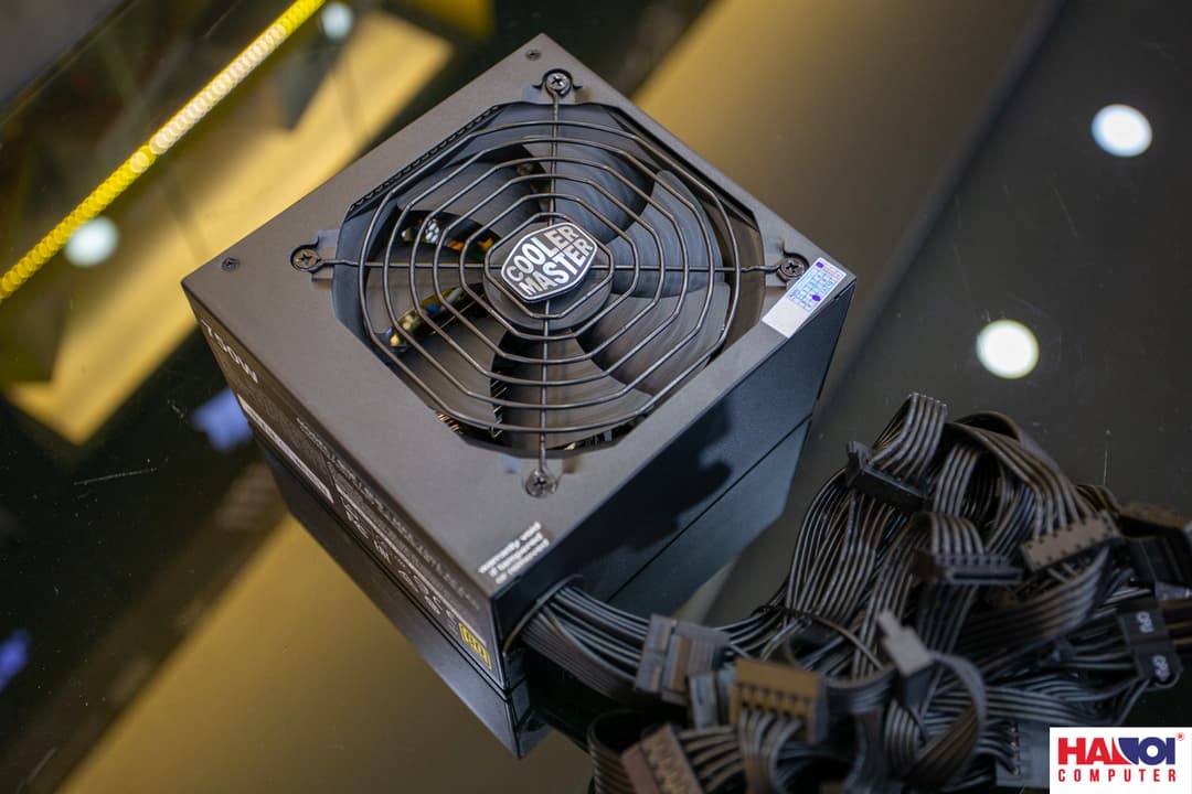 60974__cooler_master_mwe_gold_750_v2___4_.jpg 4