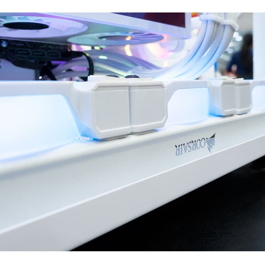 62153_lian_li_o11_dynamic_mini_white__4_.jpg 4