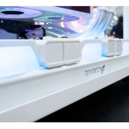 62153_lian_li_o11_dynamic_mini_white__4_.jpg 4