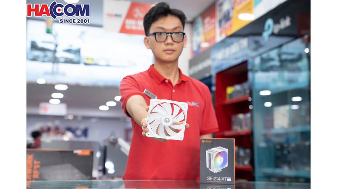 64800_se_214_xt_white__2_.jpg 6