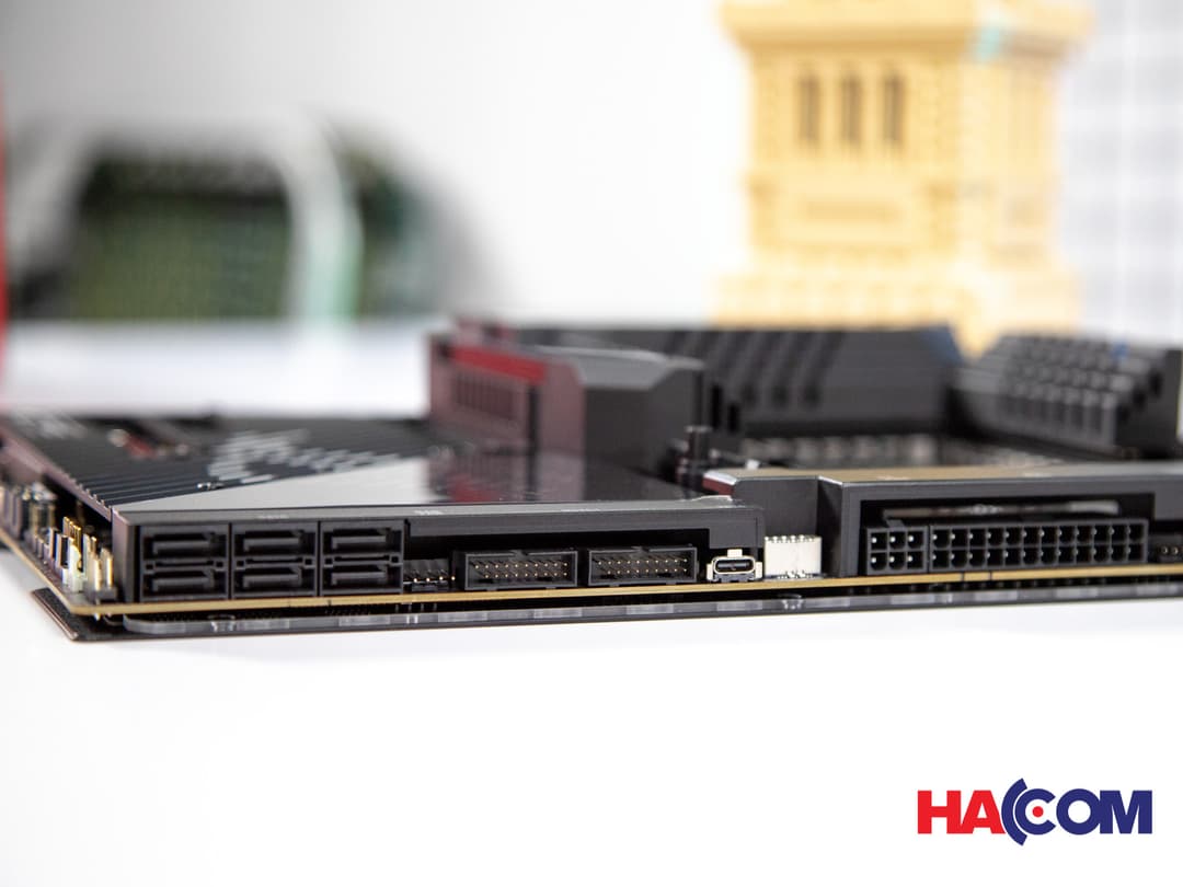 68458_mainboard_asus_rog_maximus_z790_extreme_at__7_.JPG 13