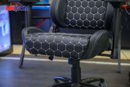 69059_ghe_game_centaur_viago_black_white_008.JPG 8