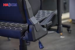 69059_ghe_game_centaur_viago_black_white_010.JPG 10