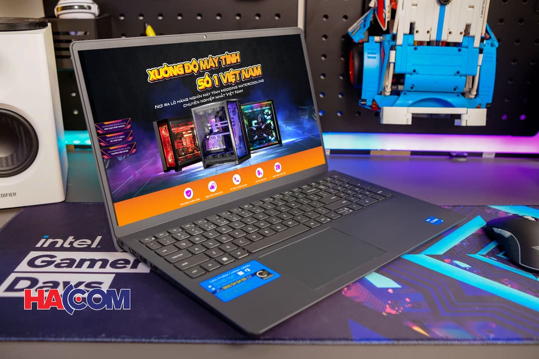 69589_vostro_3520_3.jpg 7