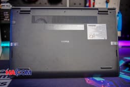 69589_vostro_3520_8.jpg 12