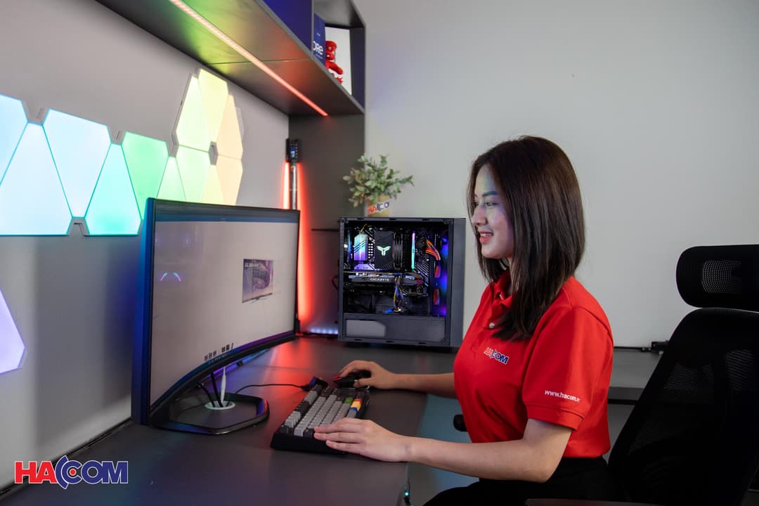 69887_pc_gaming_hacom_shark_s36_3.jpg 10