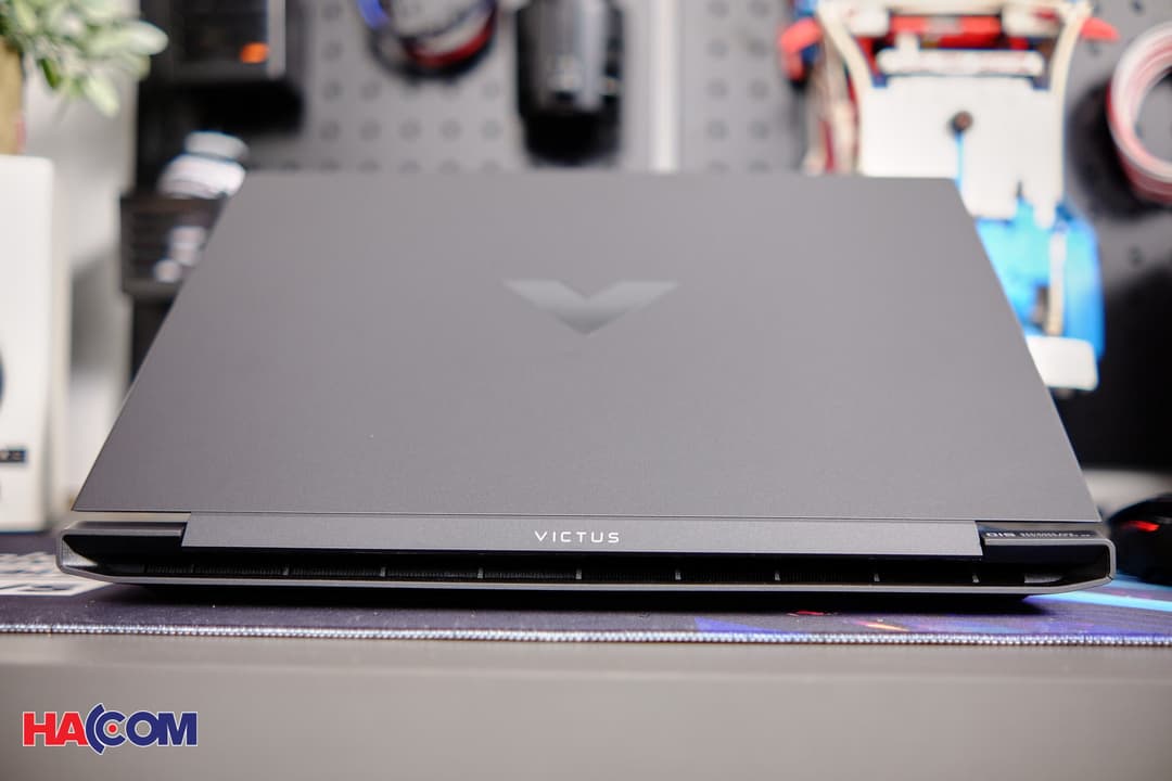 70758_hp_victus_15_8.jpg 12