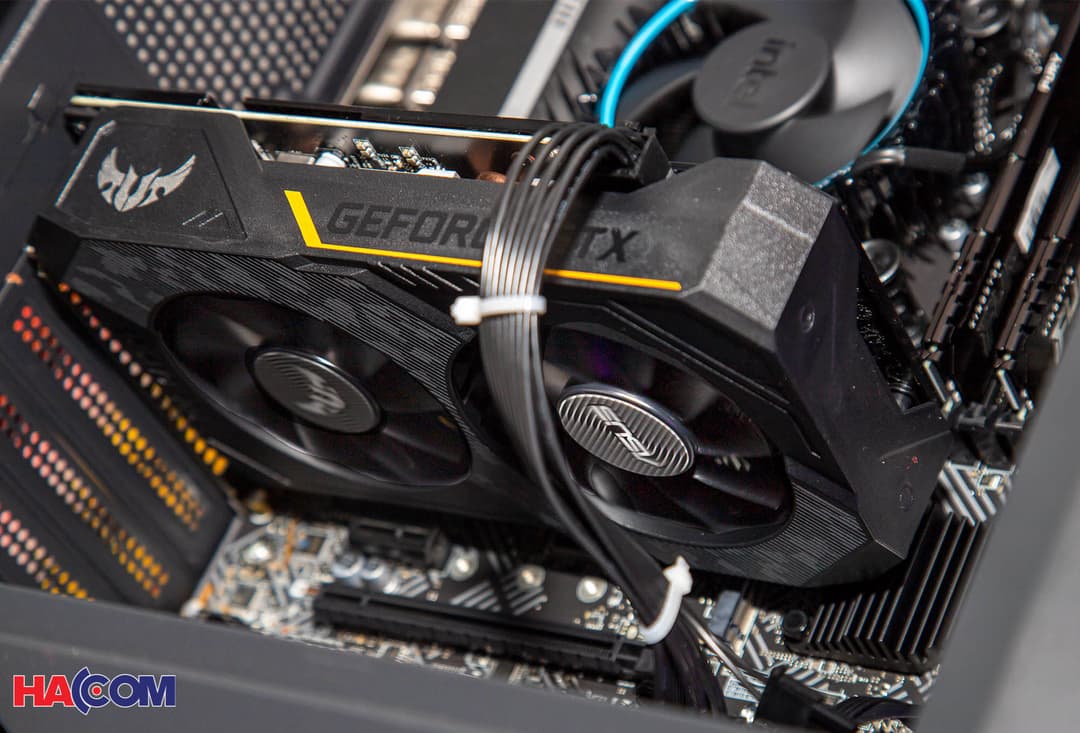 71120_70273_pc_hacom_dung_phim_p037_new6.jpg 5