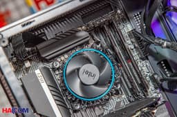 71120_70273_pc_hacom_dung_phim_p037_new7.jpg 6