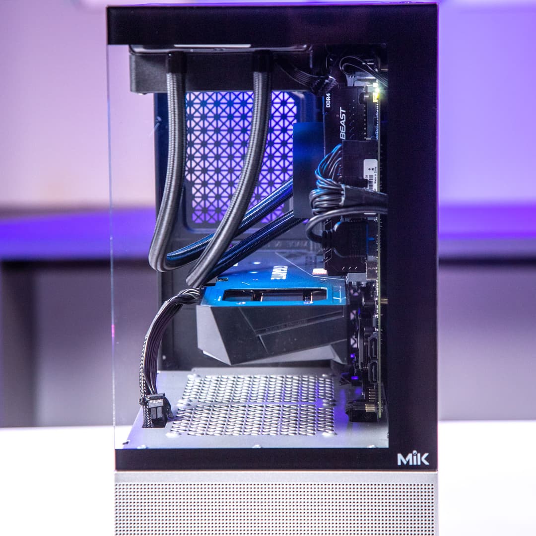 81044__pcgm807__5_.jpg 4