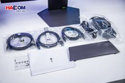 86015_man_hinh_lg_ultragear_32gs95uv_b_04.JPG 9