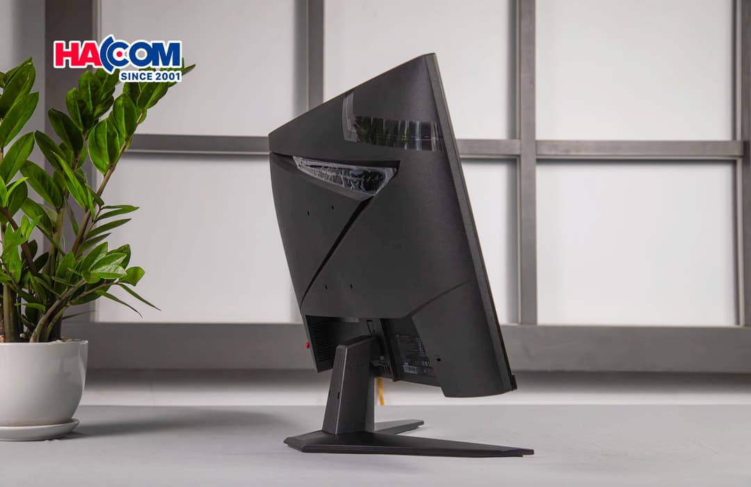 90247_man_hinh_msi_mag_274f_photo_3.jpg 8