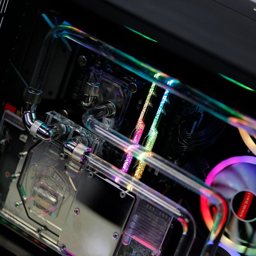 51150_xigmatek_aquarius_modding_41.jpg 3