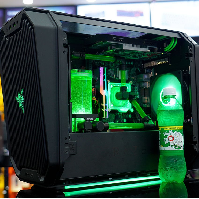 57765__antec_razer_cube__2_.jpg 1
