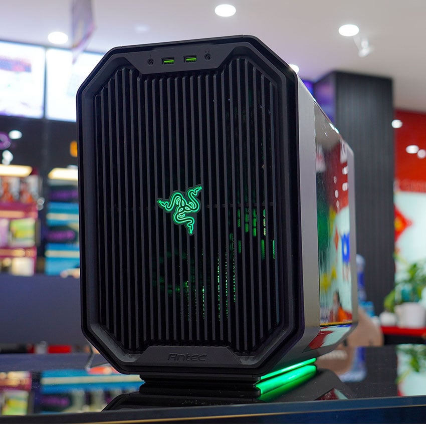 57765__antec_razer_cube__3_.jpg 2