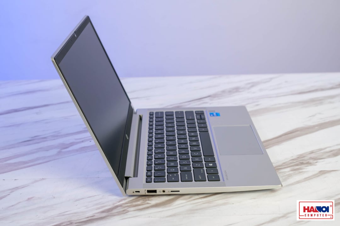 59099_laptop_hp_probook_430_g8_2z6e9pa_bac_81.jpg 3